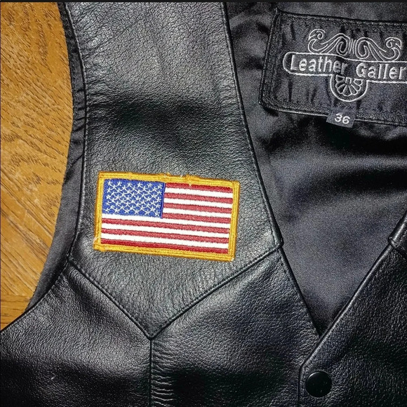 Leather Gallery Mens Leather Motorcycle Vest Size 36 - Picture 4 of 7